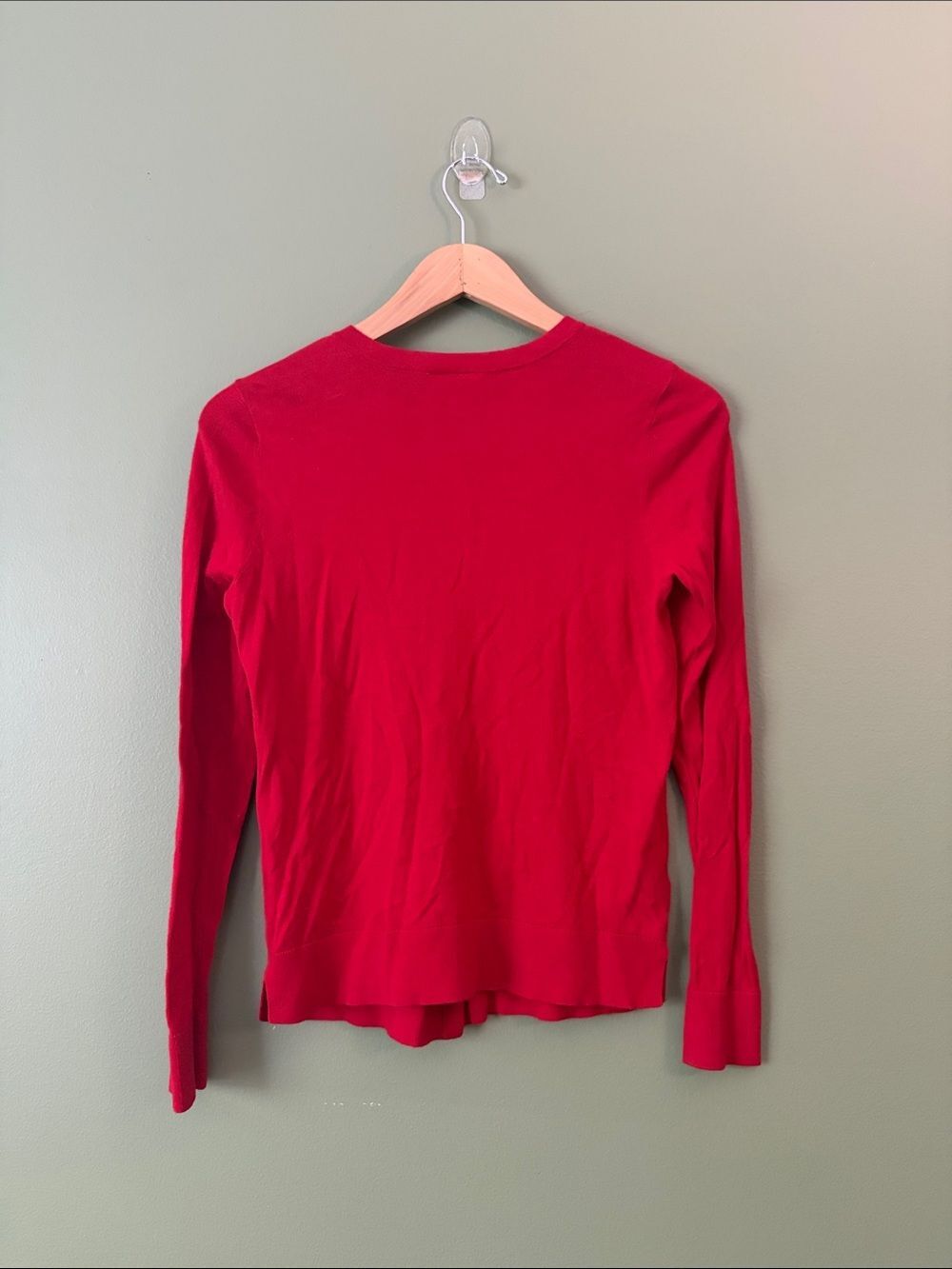 LOFT Women's Red Crewneck Pearl Gold Buttons Cardigan Sweater Sz S - Picture 7 of 7